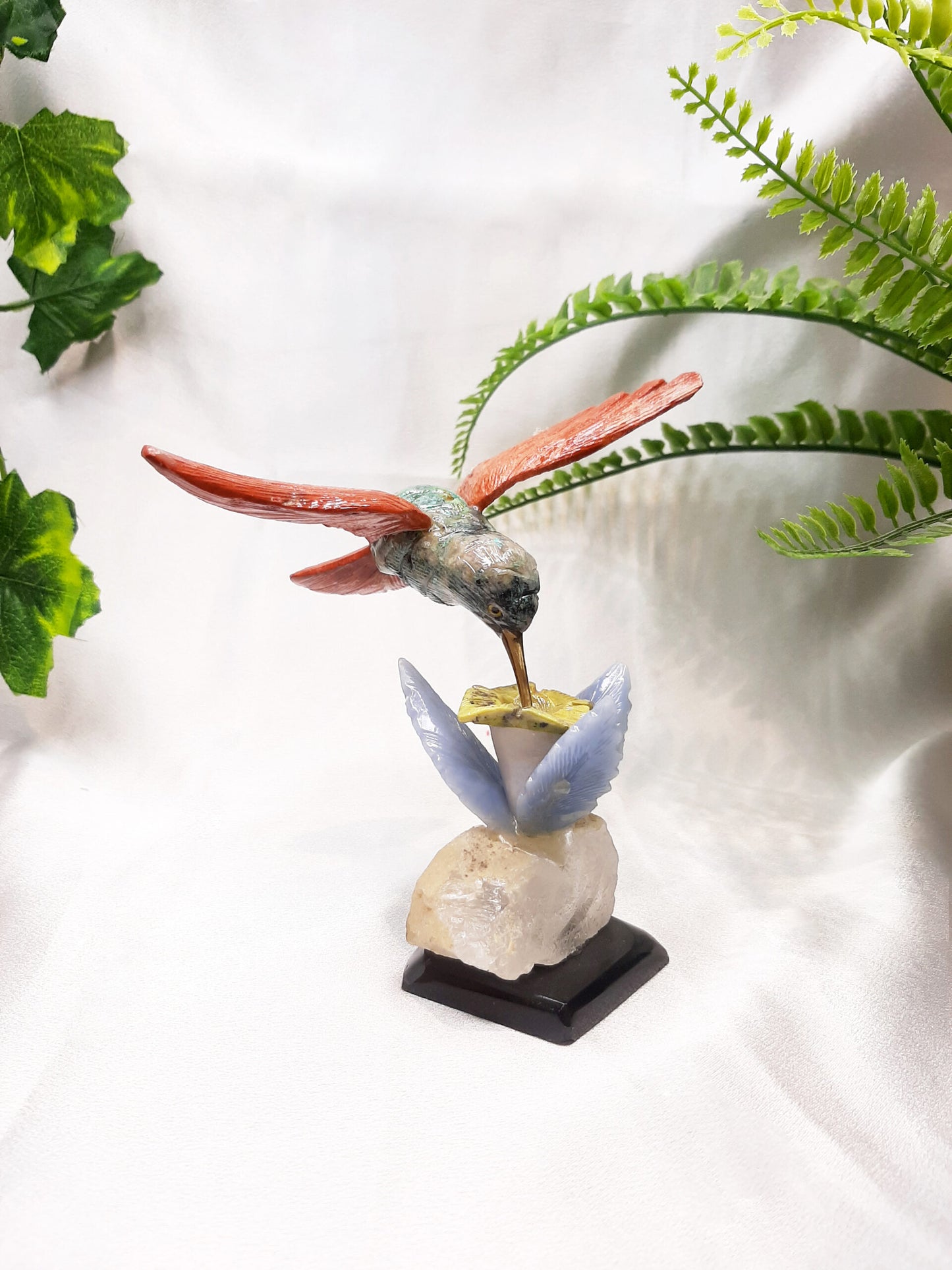 Crystal Carving Hummingbird