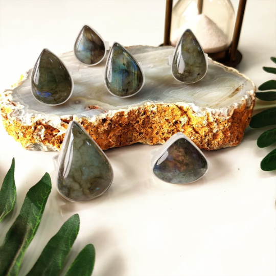 Oval, Drop & Rectangle Shape Flashy Labradorite Rings